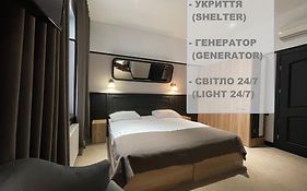 Hotel 52